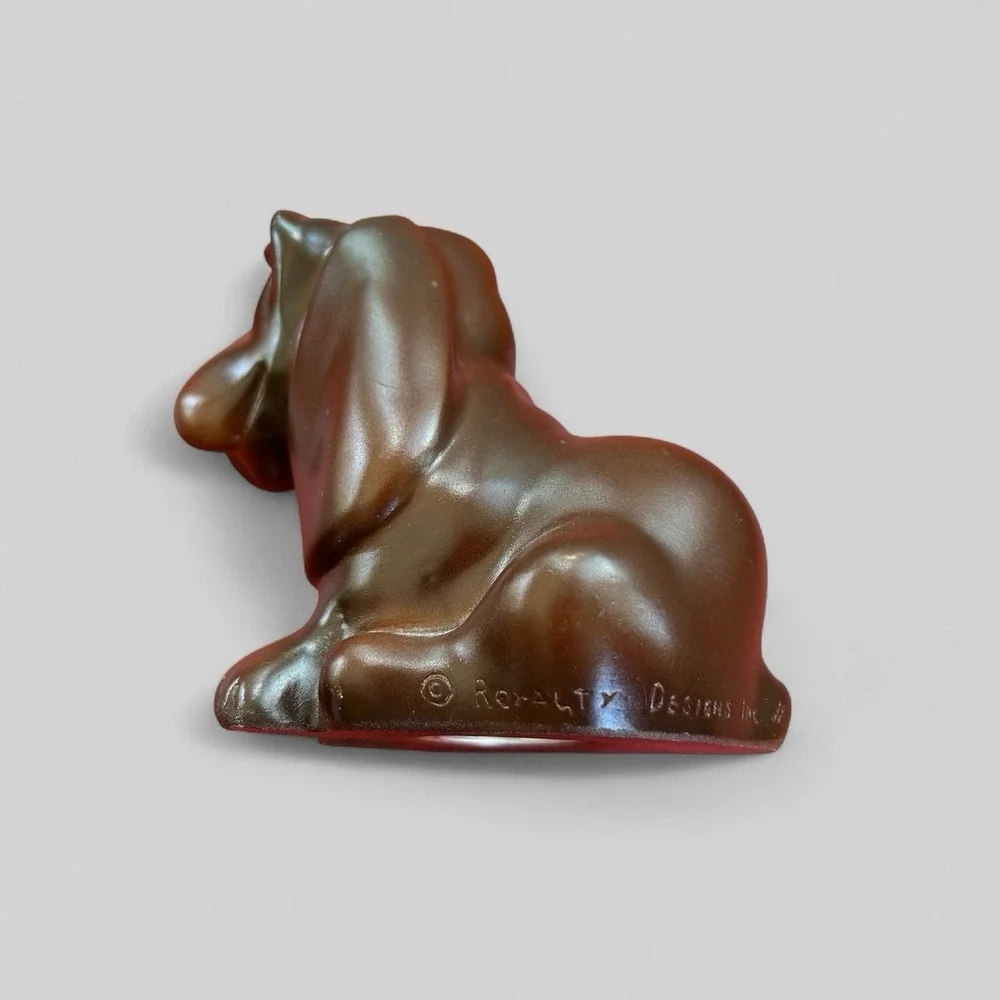 Vintage Plastic Basset Hound Sad Dog Bank Brown‎ Royalty Designs